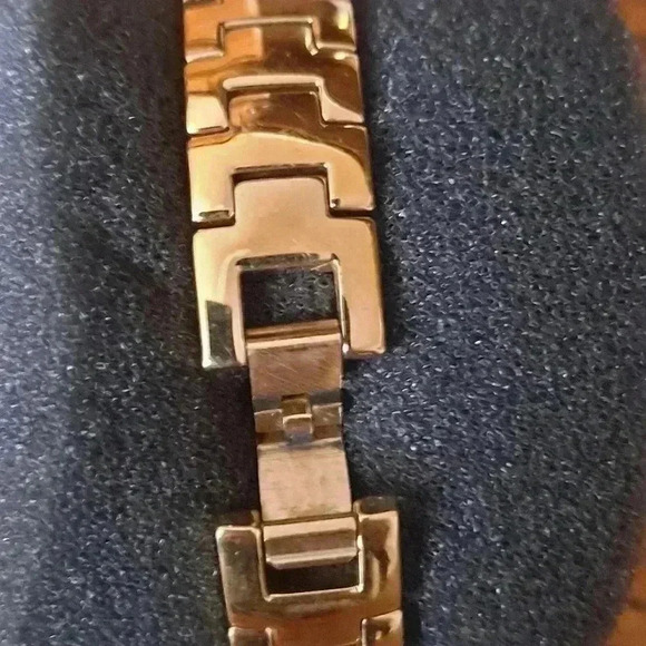 Anne Klein Diamond Watch EUC new Battery - Picture 6 of 10